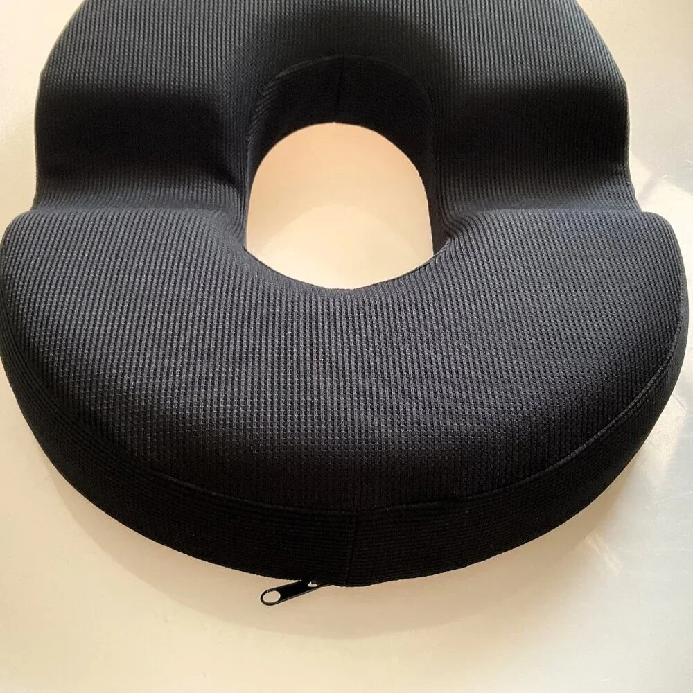 NEW 5 STAR UNITED DONUT PILLOW UNISEX